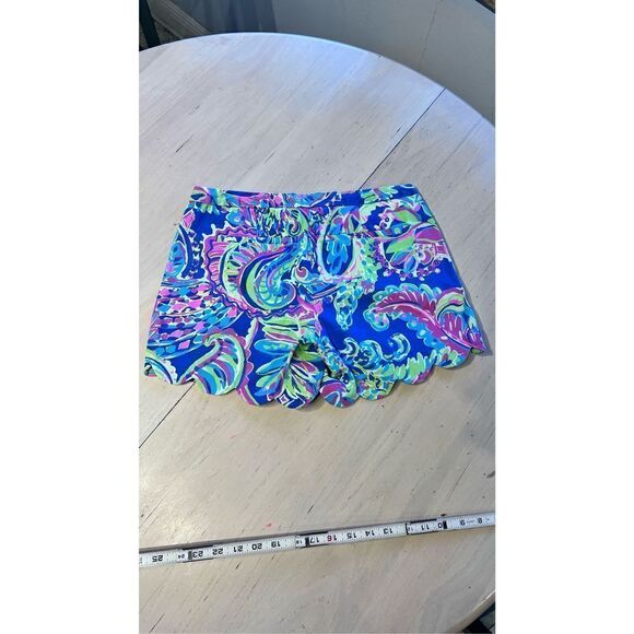 LILLY PULITZER MAGNOLIA SCALLOPED HEM BLUE SHORTS WOMENS SZ 2 - Picture 7 of 10